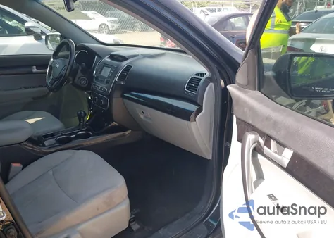 2015 Kia Sorento Lx из США, поврежденный, VIN 5XYKT4A66FG620252